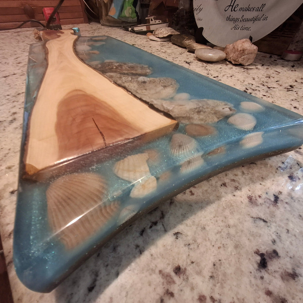 The Low country cutting board  #001